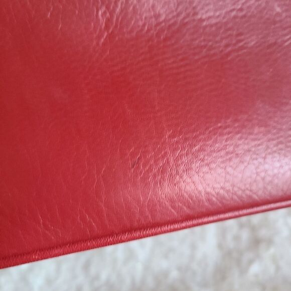 Fossil Red Leather Wallet - Picture 3 of 6